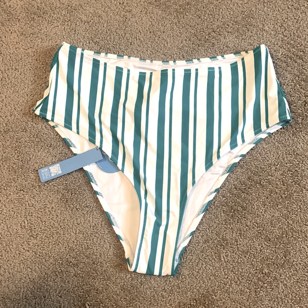 NWT High waisted bikini bottom
